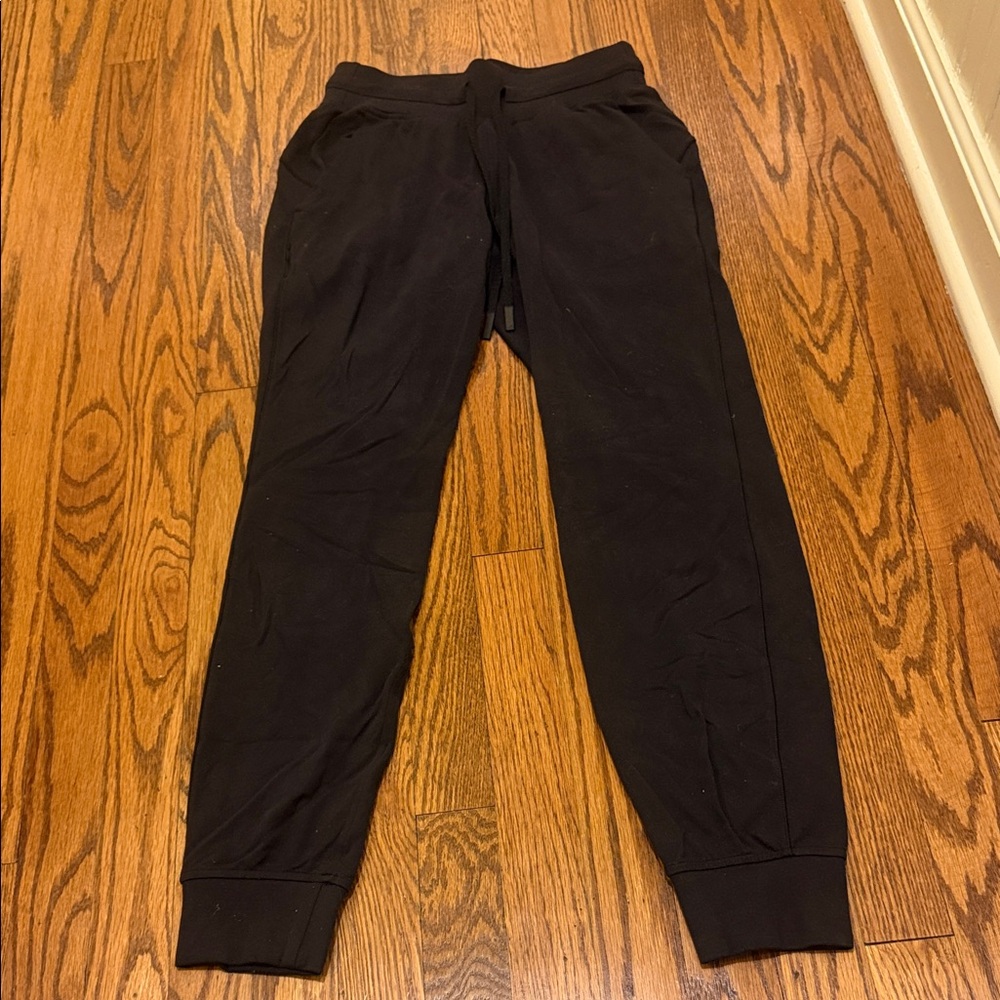 Lululemon joggers. Size 4
